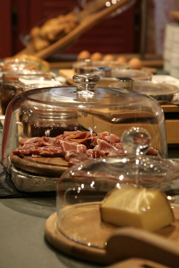 Hotel Albion Аячо Екстериор снимка