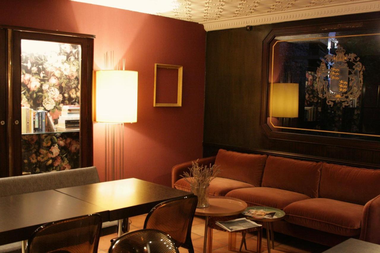 Hotel Albion Аячо Екстериор снимка