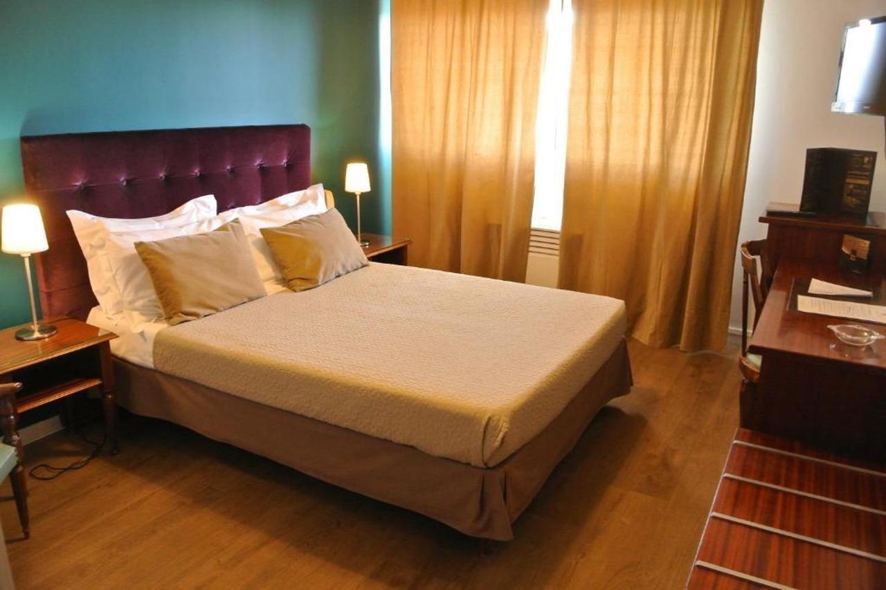 Hotel Albion Аячо Екстериор снимка